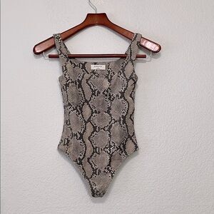 Aritzia Babaton Snakeskin Bodysuit